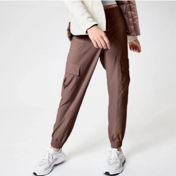 Athleta Chelsea Utility Jogger - Picture 1 of 13
